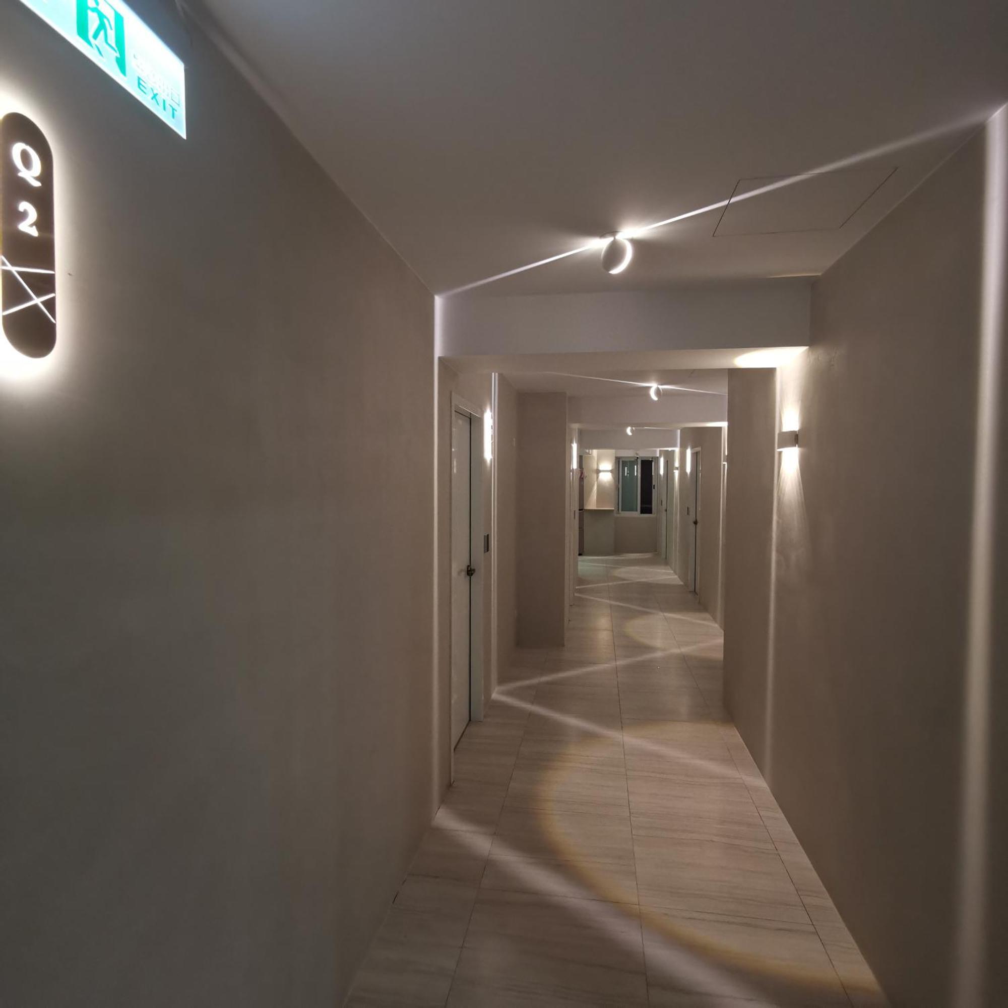 橙舍太空艙 Tw Capsule Hostel Tajpej Buitenkant foto