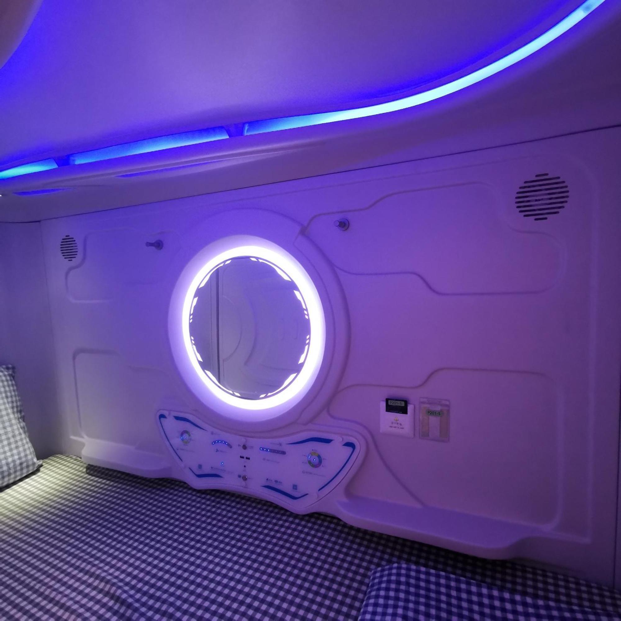 橙舍太空艙 Tw Capsule Hostel Tajpej Buitenkant foto